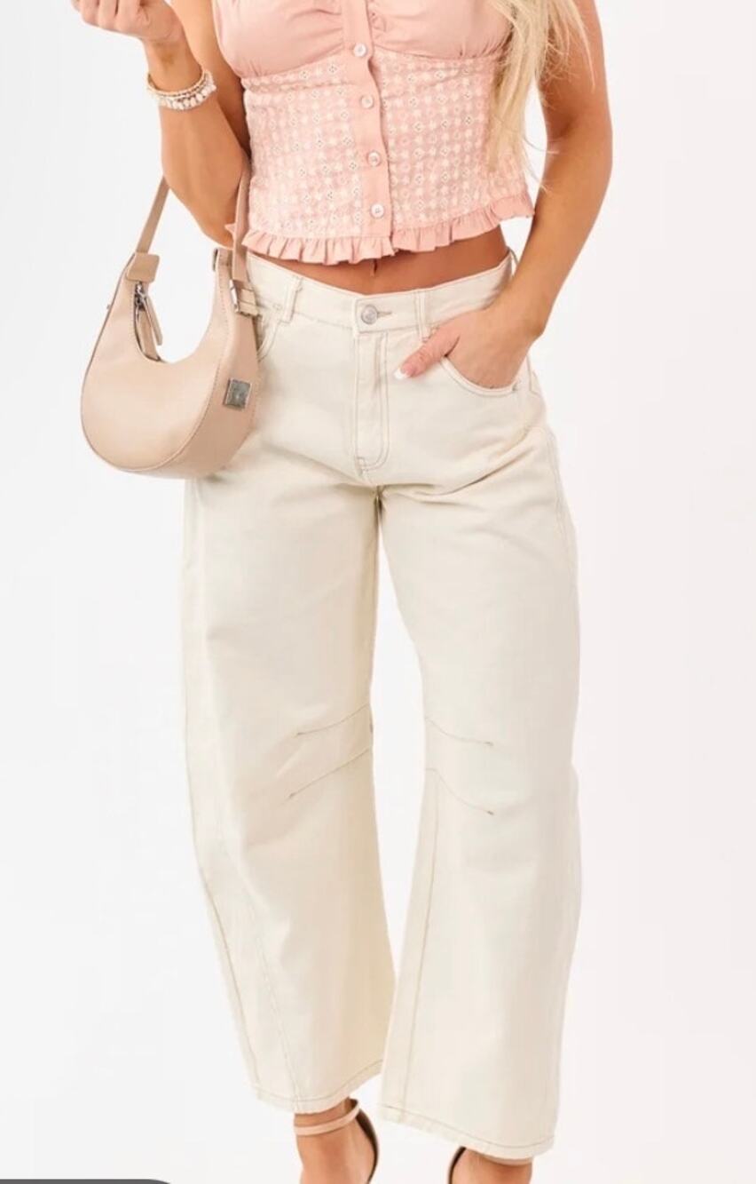 Mica Barrel Jeans in cream size 26